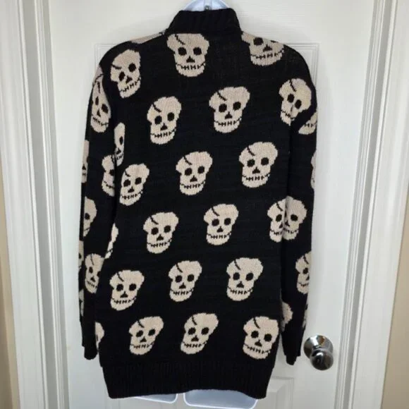 Infiniti Skull Knitted Black Cardigan Women's Size L/XL - Picture 3 of 5